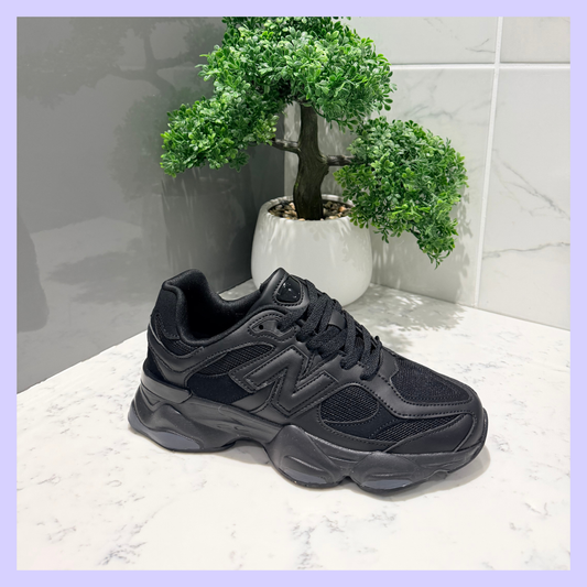 NATALIE BLACK TRAINER