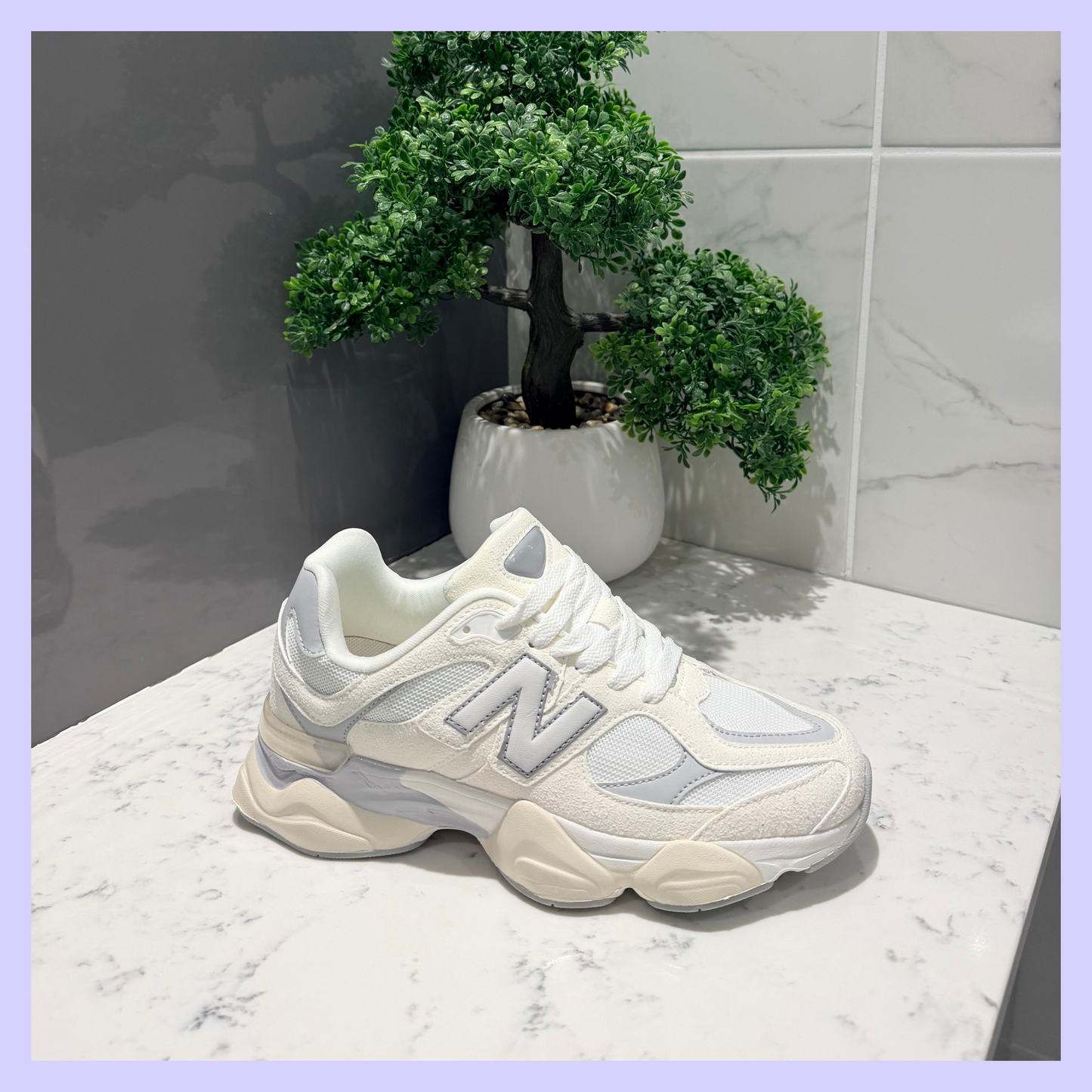 NATALIE WHITE / LIGHT GREY TRAINER