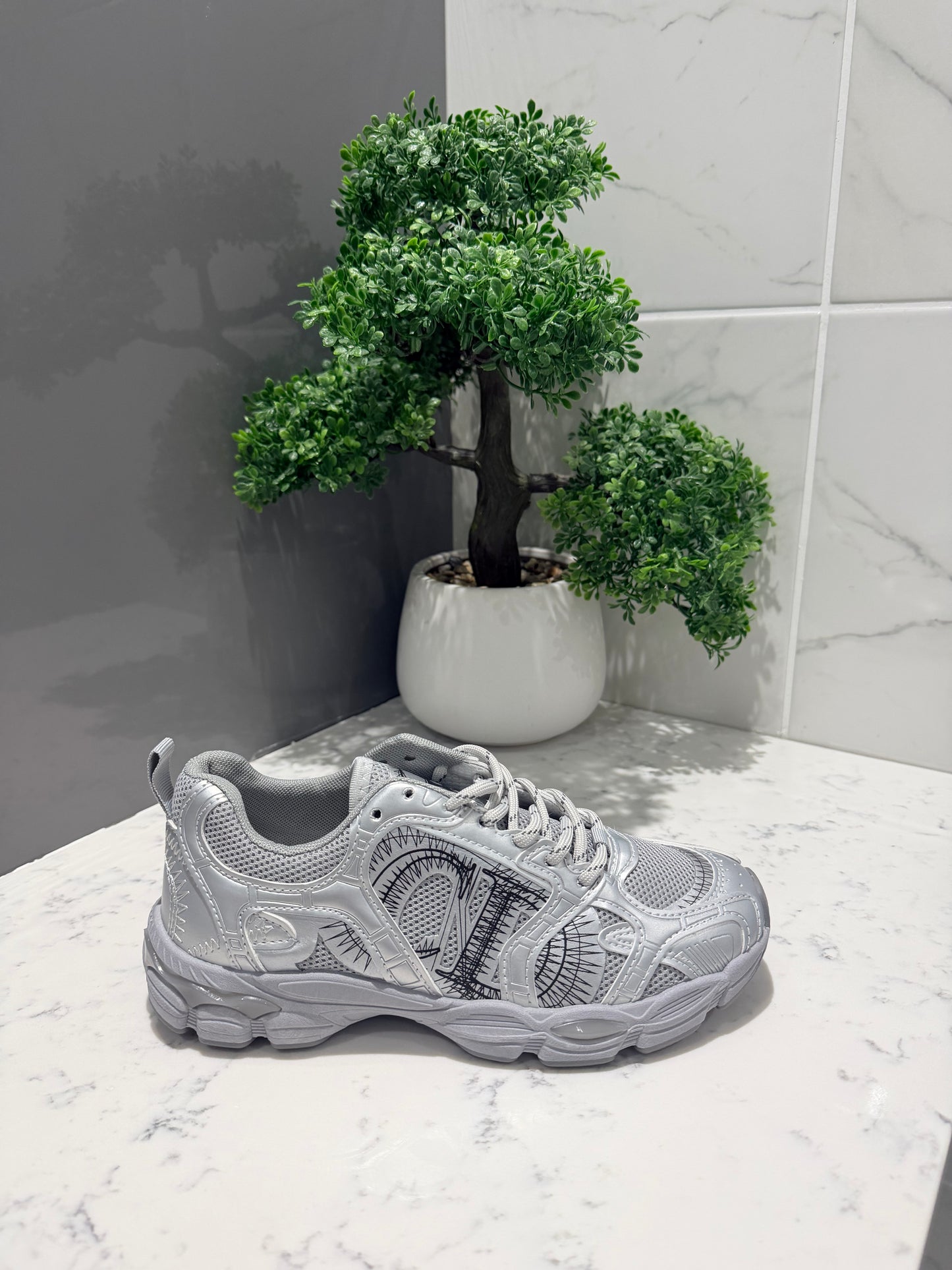 DORA CHRONO TRAINERS