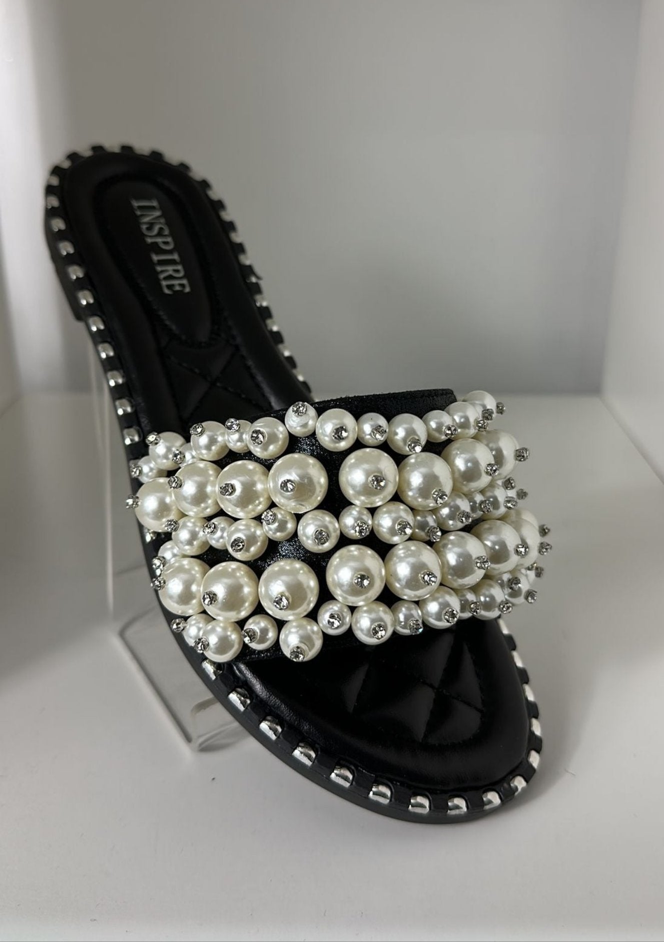 PARIS Pearl Sliders